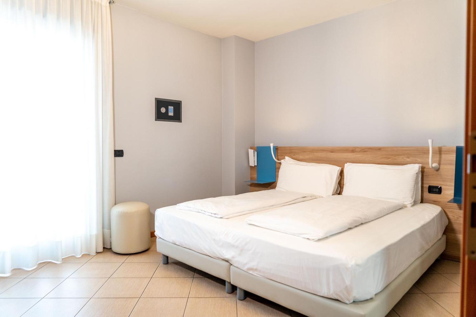 Hatelier Garda Home By Enjoy Garda Hotel Πεσκιέρα ντελ Γκάρντα Εξωτερικό φωτογραφία