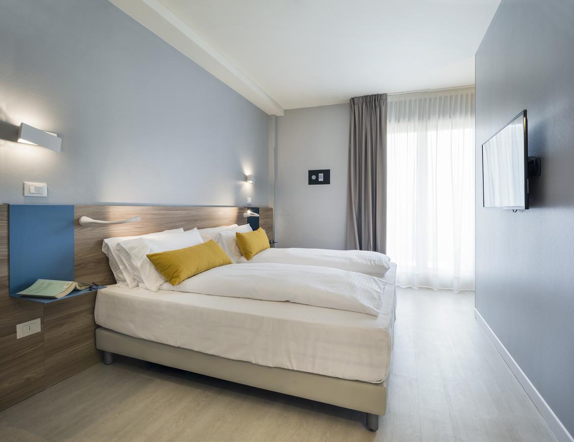 Hatelier Garda Home By Enjoy Garda Hotel Πεσκιέρα ντελ Γκάρντα Εξωτερικό φωτογραφία